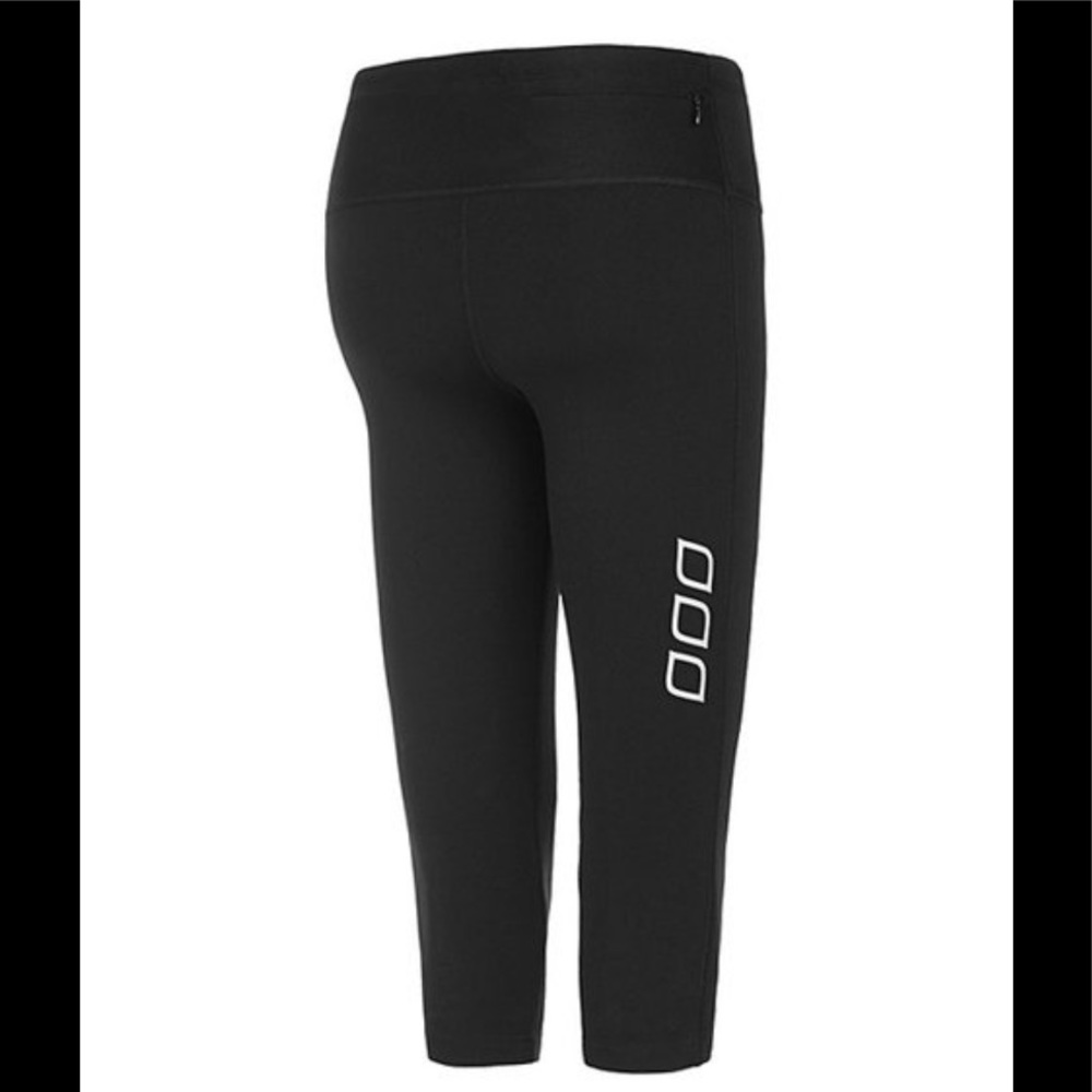 Lorna Jane Performance Capris - image 1